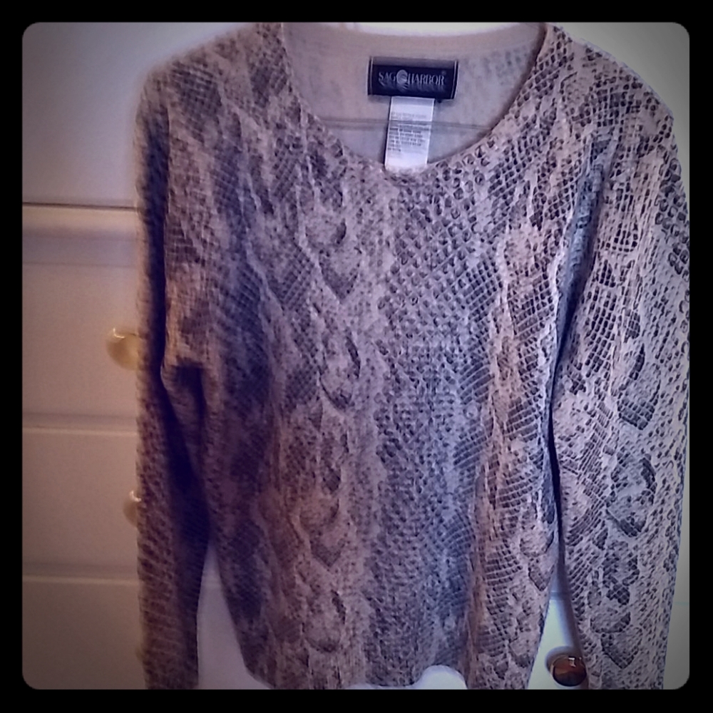 Sag Harbor Brown, tan and black, printed leopard style sweater
